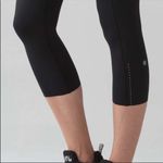 Lululemon • fast & free 19 inch crop ll sz 2 Photo 2