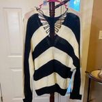 Women's Mine Striped Crocheted Back Sweater Photo 3