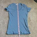 Lacoste Women’s Blue & White Striped V-Neck Short Sleeve Top. Size 34/small Photo 5