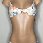 O'Neill New. O’Neill floral bikini. S/L. Retail$89 Photo 0