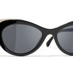Chanel Sunglasses Photo 0