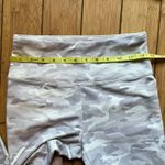 Kyodan  athletic pants performance Gray Camo elastic mid rise Size Small Photo 3