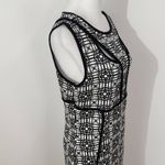 Boohoo  Black and White Graphic Print Bodycon Dress Size 10 Sexy Fitted Dress Photo 4