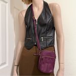 AMERICAN LEATHER Co. Burgundy Pebbled Leather Cleveland Crossbody Bag in Grape Purple Photo 10