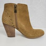 Guess Womens Boots Size 7.5 Tan Side Zip Almond Toe Studded Chucky Ankle Heel Photo 92