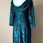 Tahari  | Forest Green Lace Draped Neck Long Sleeve Cocktail Dress Sz 6 Photo 4