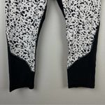Athleta Printed Stealth TurCool Capri Leggings Size L Photo 8