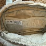 Lululemon Belt Bag Photo 2