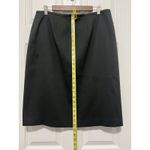 Worth New York Woman’s Size 16 Black Knee Length Skirt With Buttons Career. Photo 2