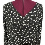 Lush Clothing LUSH Geometric V-Neck Button Down Loose Fit Blouse Long Sleeve Top Black Medium Photo 6