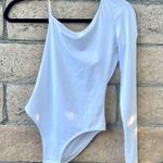 superdown Revolve One Sleeve Long Sleeve White Bodysuit Size Small Photo 1