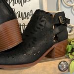 Qupid Western Black Embroidered Cut out Chunky Heel Shoe Boutique Womens 7 Photo 6