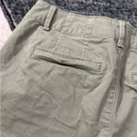 Loft  Women's Olive Cargo Shorts Size 2 Curvi Photo 9