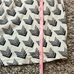 Elegant Black and White Patterned Dress Size undefined Photo 9