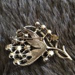 Vintage 50s Coro faux pearl gold cluster brooch Photo 1