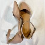 Le chateau  Scalloped Flats Photo 1