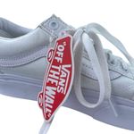 Vans NEW  Old Skool Unisex White Low Top Lace Up Platform Sneakers Shoes Size 8.5 Photo 4