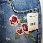 Free People DENIM MINI SKIRT SZ 27 EMBROIDERED ROSES SILVER STUDS RIVETS RUNS SM Photo 1
