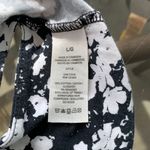 Garage Floral Criss Cross Back Crop Top in Black/White - Large, Short Sleeve Photo 13