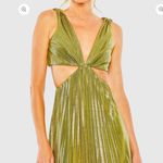 Mac Duggal  Pleated Metallic Cutout Gown Maxi Dress Chartreuse Green Size M UB Photo 9