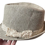 UNBRANDED Straw Lace‎ Trim Tan White Fedora Hat OSFA Photo 0