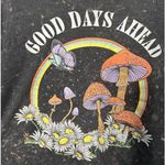 No Boundaries  "Good Days Ahead" Girl Juniors 2X Boxy Crop Gray Graphic T-Shirt Photo 1