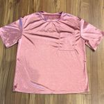 Pink shiny T Photo 0