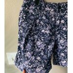 Bandolino Vintage  Blu navy floral shorts Photo 3
