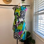 Joseph Ribkoff  Wavy Bright Colored Green Dyed Mod Sleeveless Dress Size 14 Photo 5