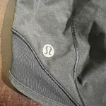 Lululemon Hotty Hot Short II Long 4" Black (First Release) Size 6 GUC Reflective Photo 3