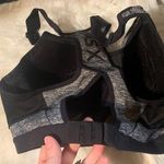Victoria's Secret Sports Bra Vsx Photo 1