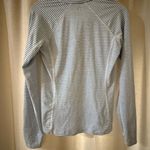 Vineyard Vines  Striped Blue White Quarter Zip Pullover Women’s XXS Athletic Top Photo 1