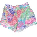 Lilly Pulitzer  dahlia multicolor shorts size small Photo 0
