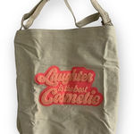 Benefit cosmetics large organic shoulder bag, tote, New White Photo 0