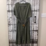 Bloomchic NWT  army green button front belted midi dress Photo 7