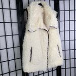Melrose and Market Sherpa Plush Faux Fur Sleeveless Vest White Small Photo 2
