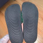 Nike Green camo slides size 4Y Photo 2