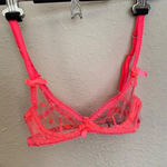 L’Agent Agent Provocateur neon melon bright pink lace mesh‎ bra 32A kisses lips Size undefined Photo 4