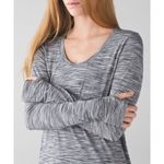 Lululemon  Yogi Everyday Long Sleeve Workout Top Size Medium Space Dye Stretch Photo 8