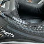 Columbia  Titanium Women’s Black Hiking Shoes Size 9M Photo 2