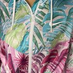 Nike women’s floral Jacket Photo 4