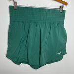 Nike  women’s‎ one dri-fit ultra high waisted 3” brief lined shorts size large Photo 1