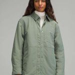 Lululemon Lightweight Insulated Shirt Jacket Grey Eucalyptus Size Large NWT Photo 0