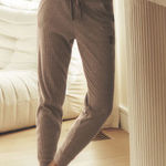 Alo Yoga  Muse Sweatpant Size M Photo 0