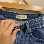 Madewell  The Mom Jean Medium Wash size 25 Photo 4
