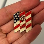 Olympic Salt Lake City 2002 American Flag Winter Games Logo Trading Pin Red Photo 0