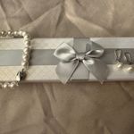 Elegant Faux Pearl Bracelet and Earring Set in Gift Box White Photo 2