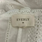Everly  White Lace Eyelet Open Top Cardigan Sweater Size Large Photo 5