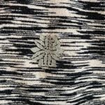 Ebb & Flow  Seamless Heathered Black Cropped Leggings Photo 3