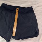 on cloud Women’s Black Medium Running Shorts Double Layered Photo 3